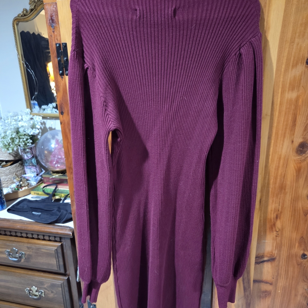 Burgundy Ribbed Knit Dress - Picture 2 of 4